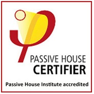 Logotipo de certificador acreditado por Passive House Institute, asociado a la rehabilitación de edificios en Gipuzkoa con criterios de eficiencia energética.